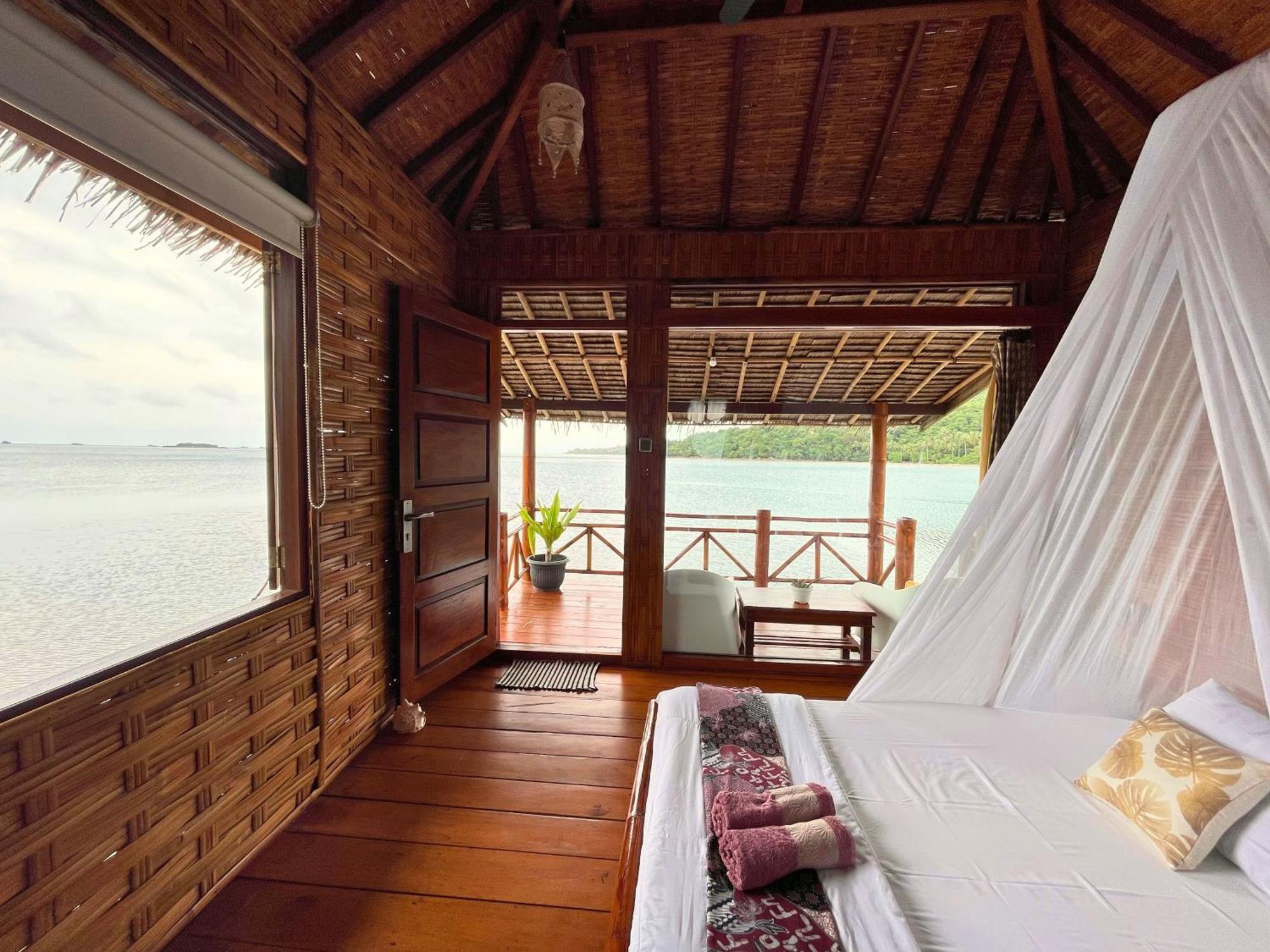 Floating Paradise Karimunjawa-Inseln Exterior foto